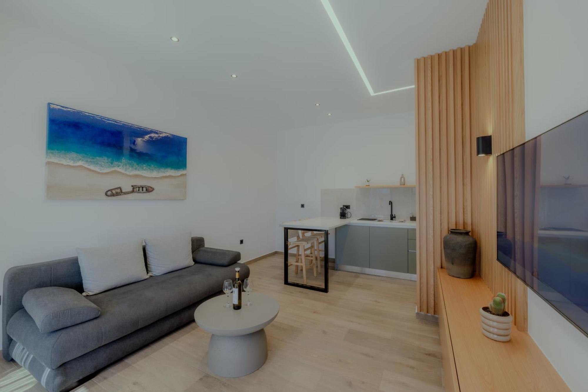 Niama Luxury Apartments Нафплион Экстерьер фото